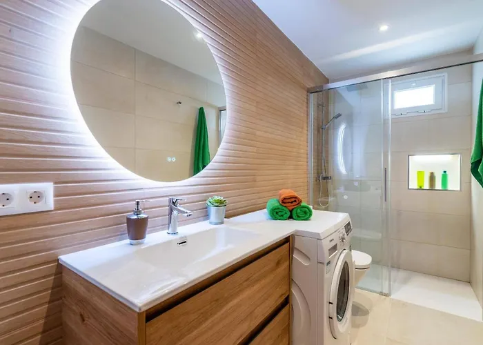 Family By Πουέρτο Ντελ Κάρμεν